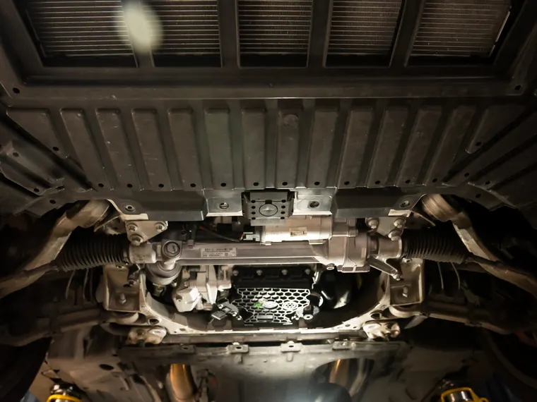 Underbody check during a pre-purchase inspection at StarTech Prestige